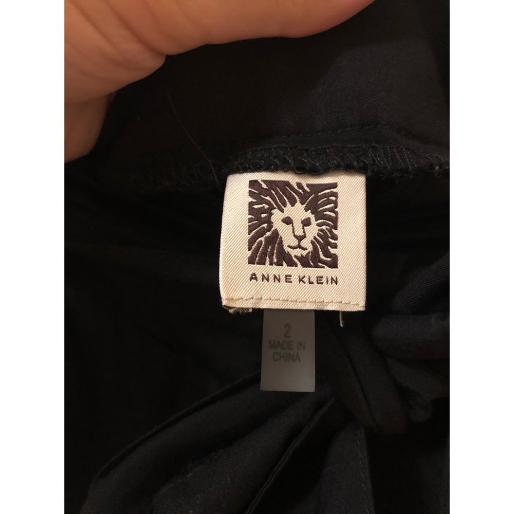 Paperbag Pants - Picture 2 of 4